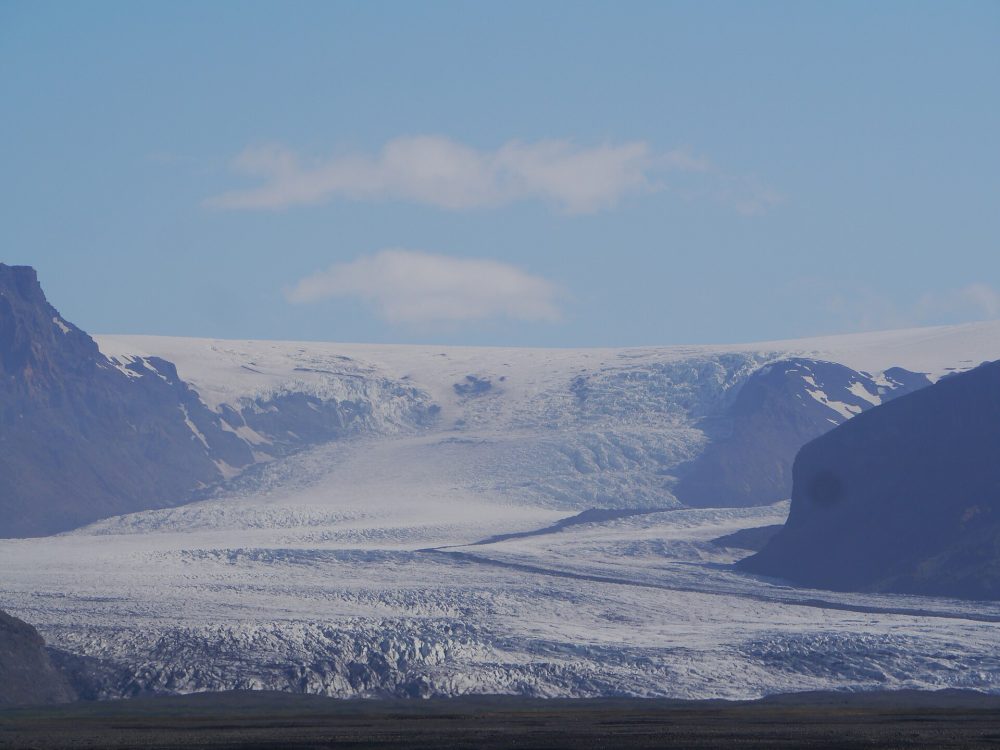 The calving face of the Vatnajökull tongue
